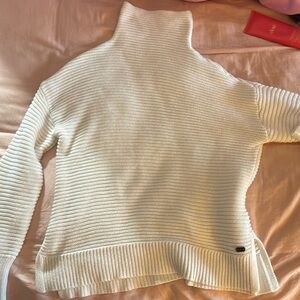DKNY S/M white turtleneck
